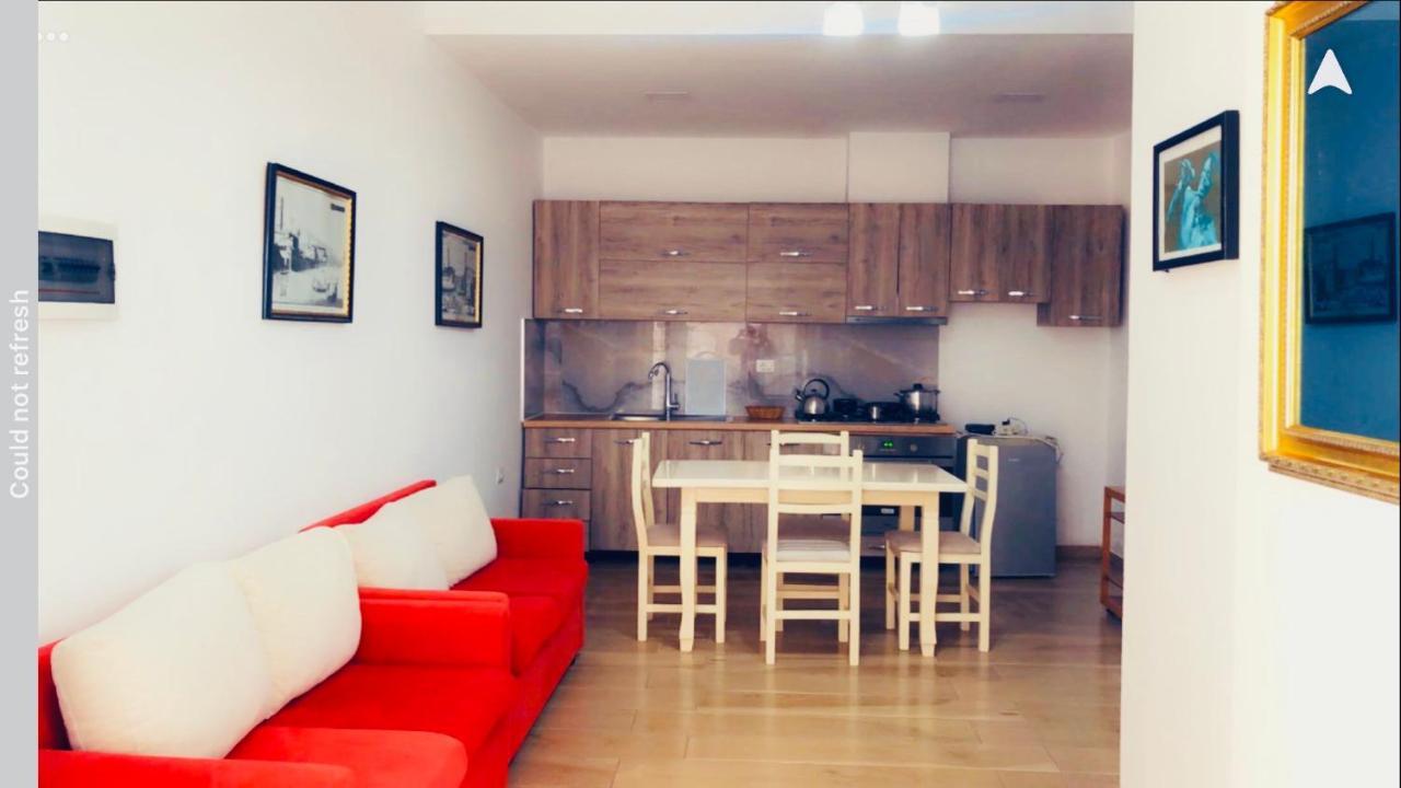 Apartments On The Beach Саранде Екстериор снимка